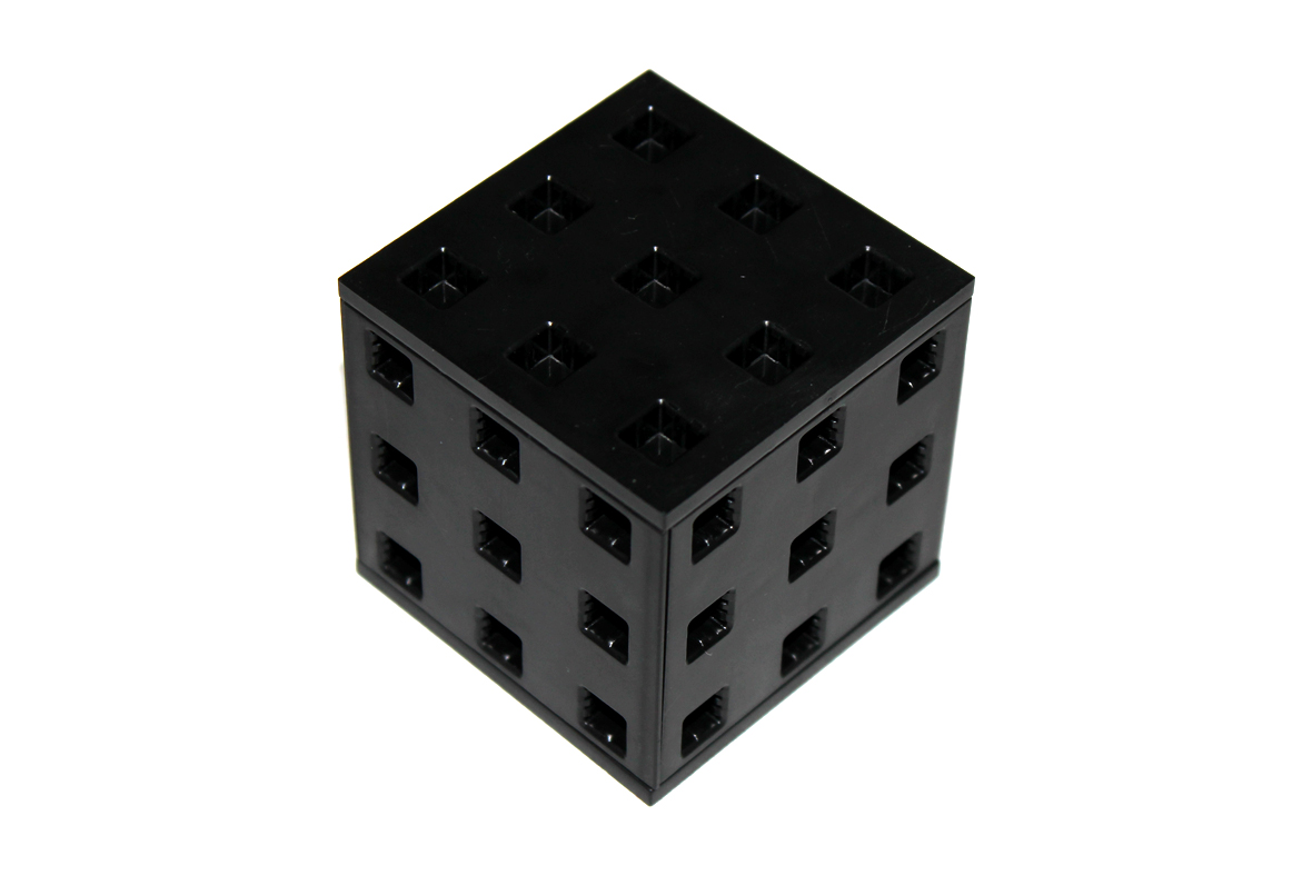 Center Cube